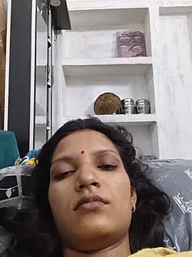 Snapshot of SS_sanjna chatting on June 6, 9:19 pm SS sanjna online show from June 6, 9:19 pm