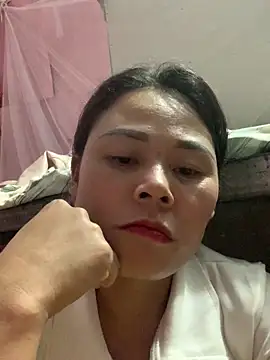 Snapshot of Helen-baby chatting on April 25, 5:10 pm Helen-baby online show from April 25, 5:10 pm