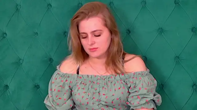 EllaBells online show from May 20, 5:02 am