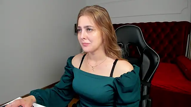 EllaBells online show from July 10, 5:01 am