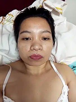 jhenbigmelon online show from April 23, 8:55 pm