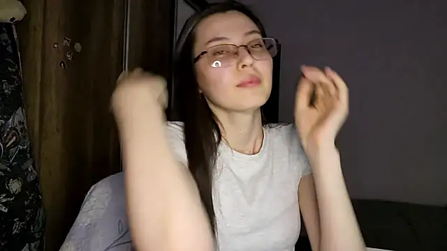 Snapshot of AshleyTropiano chatting on May 26, 4:36 pm AshleyTropiano online show from May 26, 4:36 pm