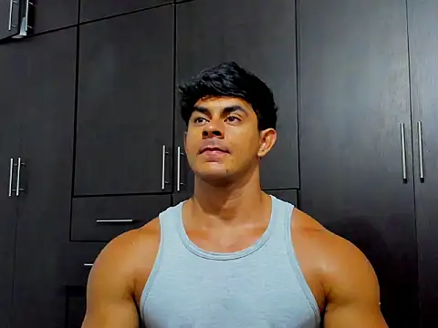 Snapshot of Marcus_Harris_ chatting on July 9, 1:42 am Marcus Harris online show from July 9, 1:42 am