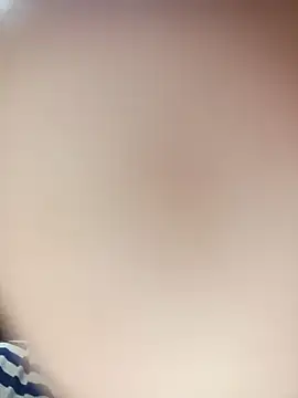 Snapshot of Aayaat__ chatting on May 20, 7:36 am Aayaat online show from May 20, 7:36 am