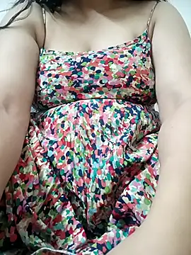 Snapshot of Aayaat__ chatting on August 2, 6:28 pm Aayaat online show from August 2, 6:28 pm