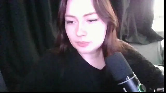 Tendre Amelia online show from May 12, 1:41 pm