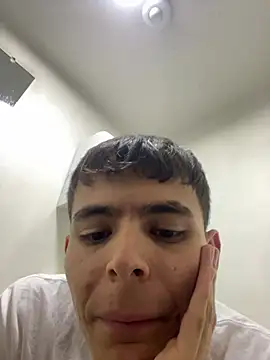 fresdyhot online show from July 16, 8:26 pm