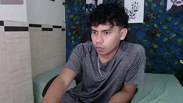 Snapshot of Jack_Ryan26 chatting on June 3, 8:03 pm Jack Ryan26 online show from June 3, 8:03 pm