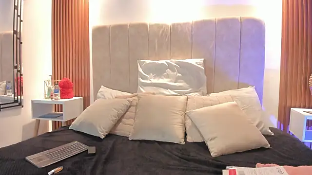 Snapshot of _Lulu_sweet01 chatting on May 5, 8:28 pm Lulu sweet01 online show from May 5, 8:28 pm