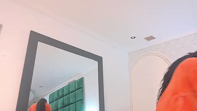 Snapshot of Elektradoll1 chatting on May 13, 11:40 am Elektradoll1 online show from May 13, 11:40 am