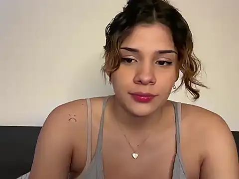 Snapshot of Im__molly6 chatting on June 16, 9:28 pm Im molly6 online show from June 16, 9:28 pm
