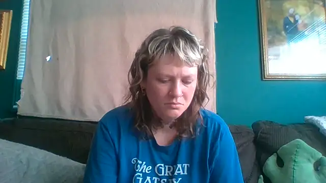 Snapshot of RosieSwitchBitch chatting on June 18, 2:21 pm RosieSwitchBitch online show from June 18, 2:21 pm