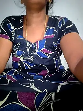 Snapshot of Tamil_Hot_HoneyBee chatting on June 29, 10:48 am Tamil Hot HoneyBee online show from June 29, 10:48 am