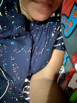 Snapshot of Tamil_Hot_HoneyBee chatting on July 9, 1:59 pm Tamil Hot HoneyBee online show from July 9, 1:59 pm