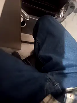 Robin681 online show from April 25, 9:23 am