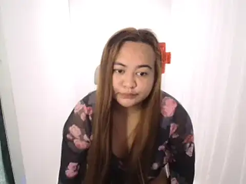 Snapshot of Czarinna chatting on April 28, 6:35 pm Czarinna online show from April 28, 6:35 pm