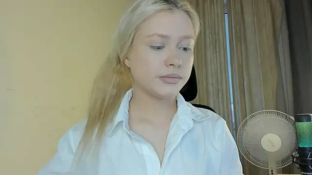 MidnightPoise online show from June 16, 4:59 am