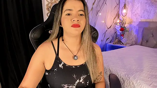 Snapshot of Leidy_2026 chatting on June 12, 12:48 pm Leidy 2026 online show from June 12, 12:48 pm