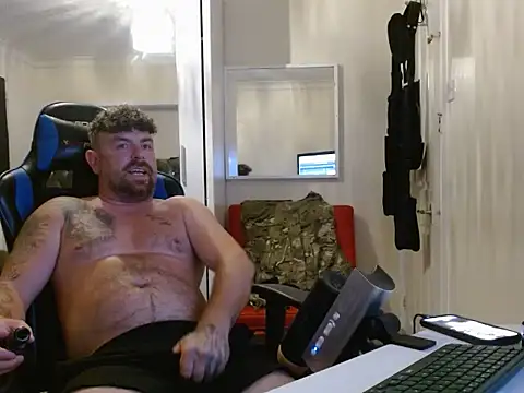 Naughtybihubbyxx online show from July 9, 9:41 pm