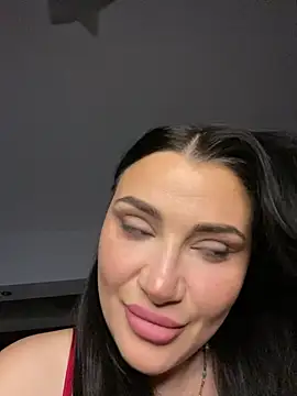 Snapshot of AylaSparkk chatting on June 9, 7:03 pm AylaSparkk online show from June 9, 7:03 pm