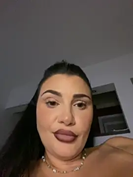 Snapshot of AylaSparkk chatting on July 9, 7:18 pm AylaSparkk online show from July 9, 7:18 pm