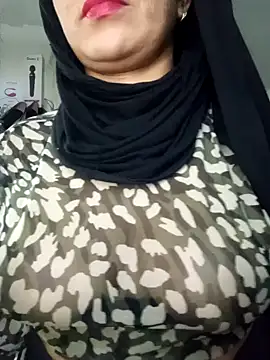 Snapshot of nadia__abaud chatting on January 8, 2:57 am nadia abaud online show from January 8, 2:57 am