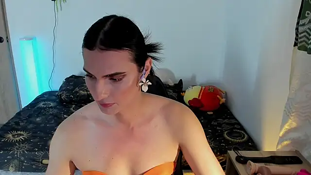 Snapshot of _shantallskinny_ chatting on May 6, 5:57 am shantallskinny online show from May 6, 5:57 am