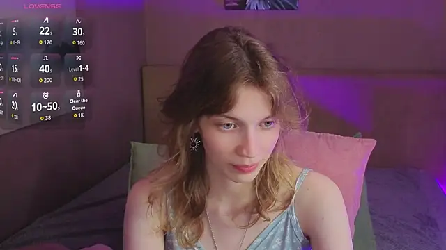 Snapshot of Emily_Cartex chatting on July 5, 5:36 am Emily Cartex online show from July 5, 5:36 am