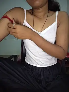 Snapshot of ESHA-LOVE chatting on May 19, 11:55 pm ESHA-LOVE online show from May 19, 11:55 pm