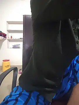 Snapshot of ESHA-LOVE chatting on May 27, 11:57 pm ESHA-LOVE online show from May 27, 11:57 pm