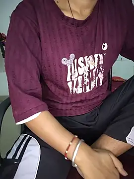 Snapshot of ESHA-LOVE chatting on June 23, 11:52 am ESHA-LOVE online show from June 23, 11:52 am