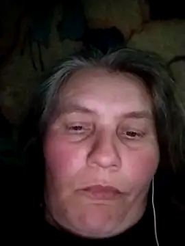 Snapshot of IrisMaris37 chatting on April 30, 3:40 pm IrisMaris37 online show from April 30, 3:40 pm