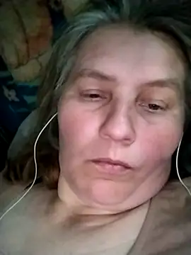 Snapshot of IrisMaris37 chatting on May 3, 3:40 pm IrisMaris37 online show from May 3, 3:40 pm