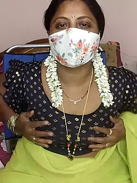 Snapshot of telugu_Geetha40 chatting on May 12, 3:20 pm telugu Geetha40 online show from May 12, 3:20 pm