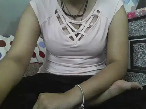 Snapshot of Brown_Kudiii chatting on May 10, 4:45 pm Brown Kudiii online show from May 10, 4:45 pm