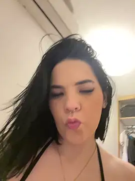 Snapshot of Gya_Ferrero chatting on May 24, 11:43 pm Gya Ferrero online show from May 24, 11:43 pm