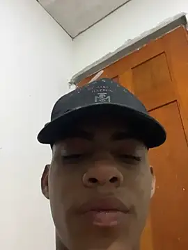Snapshot of Antonelo_blake chatting on July 15, 5:23 am Antonelo blake online show from July 15, 5:23 am