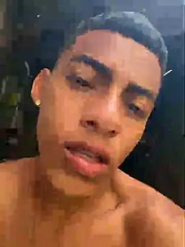 Snapshot of Antonelo_blake chatting on August 3, 3:05 pm Antonelo blake online show from August 3, 3:05 pm