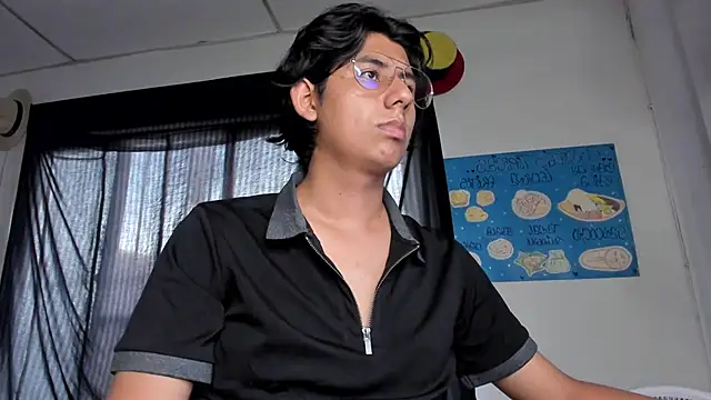 Snapshot of Ericef chatting on June 19, 10:57 pm Ericef online show from June 19, 10:57 pm