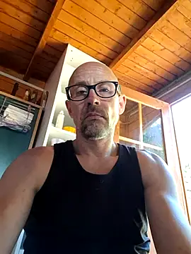 raphaelue online show from June 25, 4:45 am