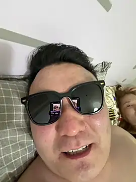 Snapshot of langzi-888 chatting on May 9, 5:51 pm langzi-888 online show from May 9, 5:51 pm