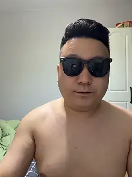 Snapshot of langzi-888 chatting on June 9, 12:28 pm langzi-888 online show from June 9, 12:28 pm