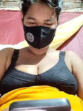 Snapshot of Gulapi_N chatting on May 21, 7:32 pm Gulapi N online show from May 21, 7:32 pm