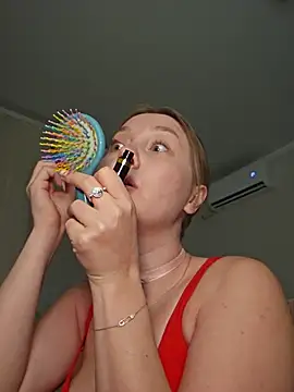 Snapshot of ooopsitscandy chatting on August 7, 6:10 pm ooopsitscandy online show from August 7, 6:10 pm