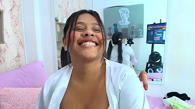 Snapshot of Valeria_Voss chatting on June 5, 6:52 am Valeria Voss online show from June 5, 6:52 am
