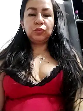 Snapshot of HelenNovoa chatting on June 8, 4:02 am HelenNovoa online show from June 8, 4:02 am