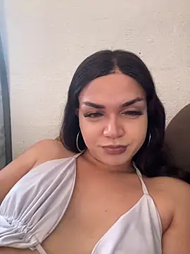 iamtyara online show from April 30, 4:24 pm