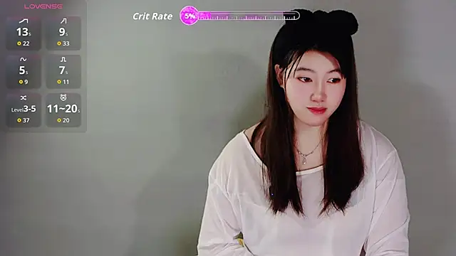 Snapshot of LuMei-Love chatting on May 30, 1:35 am LuMei-Love online show from May 30, 1:35 am