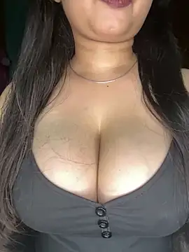 Snapshot of Naughty_pooja44 chatting on May 30, 7:22 pm Naughty pooja44 online show from May 30, 7:22 pm