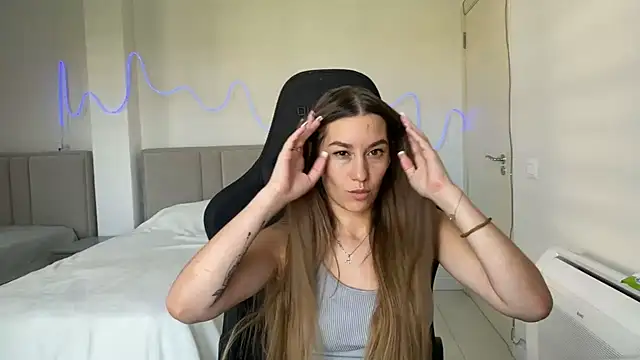 PrincesSsLilu online show from August 1, 1:10 pm